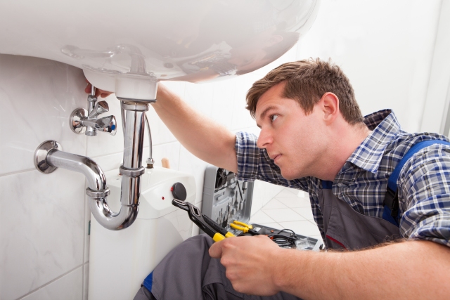 Plumbers Mile End, Stepney, E1